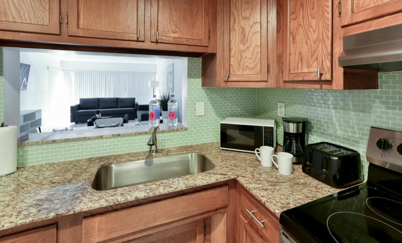 Designer River View Apartments Fort Lauderdale Eksteriør billede