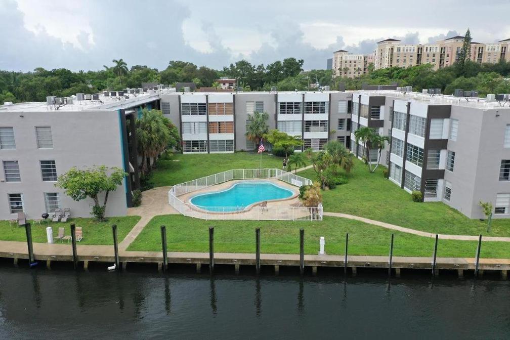 Designer River View Apartments Fort Lauderdale Eksteriør billede
