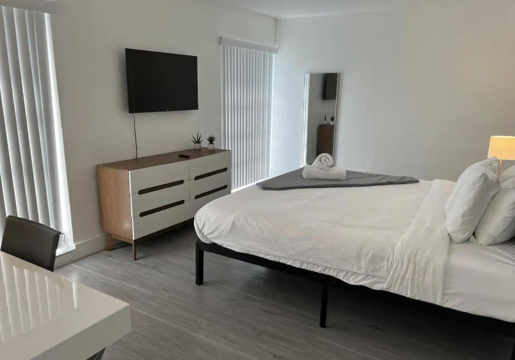 Designer River View Apartments Fort Lauderdale Eksteriør billede